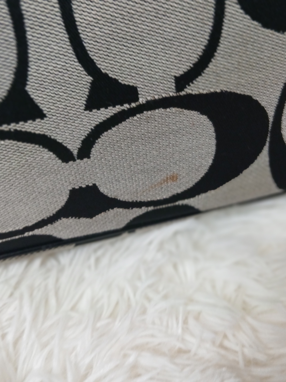 Coach Signature Canvas Black Tote Bag - Picture 4 of 8